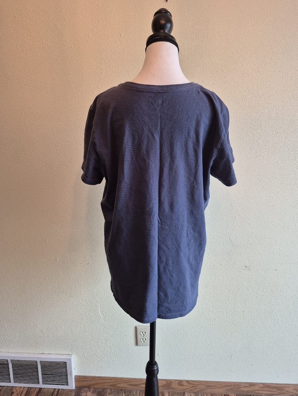 Life Is Good Blue Flower T Shirt Size XL - Picture 2 of 6